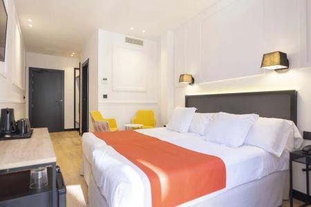 Boutique Puerta de las Granadas - 124