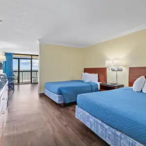 North Shore Oceanfront Resort with Waterpark - 10