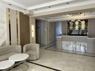 Emily Grand Palace - 2
