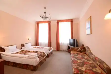 Irena - 43