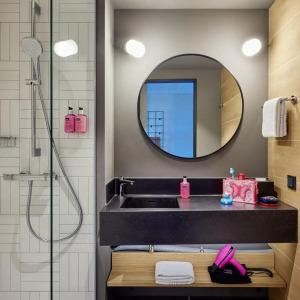 Moxy Cologne Muelheim, a Marriott - 16