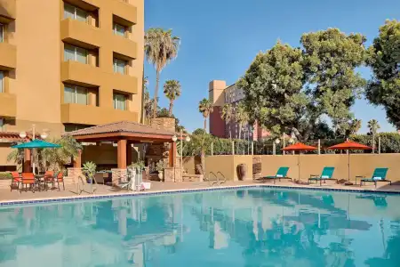 Four Points by Sheraton Los Angeles Westside - 14