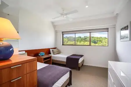 Gemini Court Holiday Apartments - 369