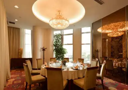 Regal Jinfeng - 21