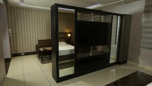 Avan Plaza - 64