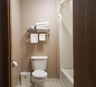 Americas Best Value Inn and Suites Bismarck - 25
