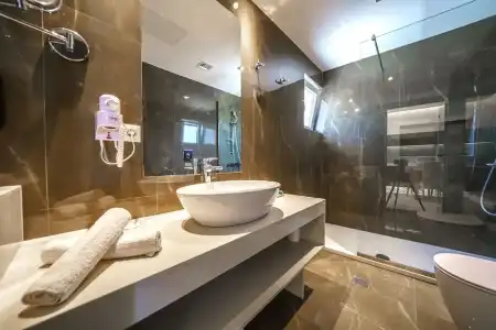 Elysian Suites - 94