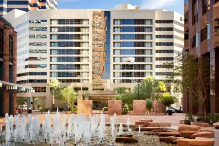 Embassy Suites by Hilton Phoenix Downtown North - 19