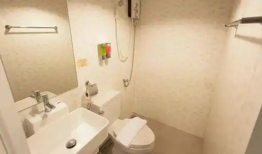 Nantra Ploenchit - 10