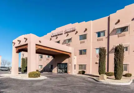 Comfort Suites University Las Cruces - 37