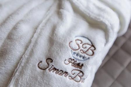Charme Simon Bolivar - 54
