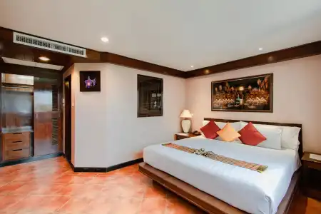 Karon Sea Sands Resort - 5