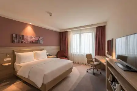 Hampton by Hilton Frankfurt City Centre East - 15
