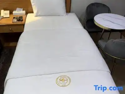 Maaeen - 24