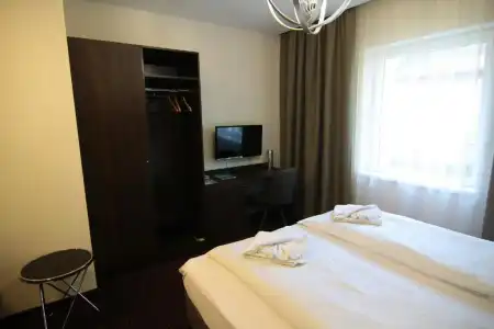 Vácz - 11