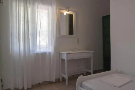 Armadoros / Ios Backpackers - 136