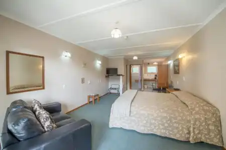 Amber Court Motel - 54