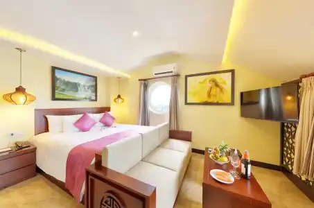 River Suites Hoi An - 52