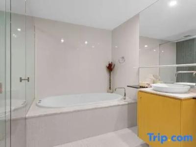 Aria Apartments - 674