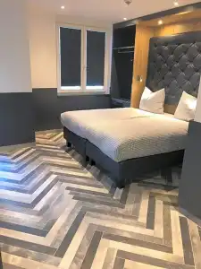 Munich Deluxe - 46