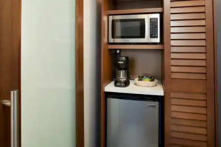Holiday Inn Express WAIKIKI by IHG - 54