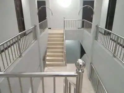 Mega Inn - 7