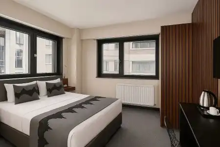 Black Art Otel - 38
