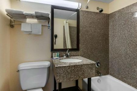 Quality Inn Daytona Beach Oceanfront - 25