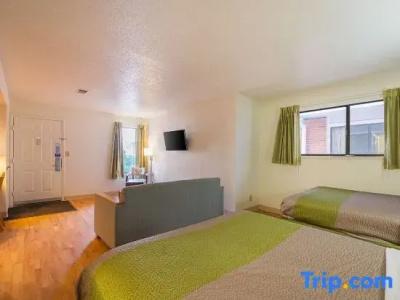 Studio 6 Extended Stay - Greensboro, NC - 63