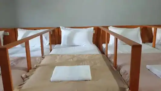 Aladdin Guest House - 0