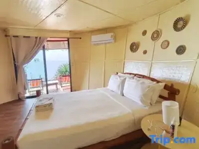 Paree Hut Resort Koh Sichang - 33