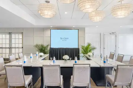 Sea Crest Beach Resort - 19