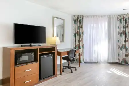 Best Western Plus El Paso Airport & Conference Center - 64