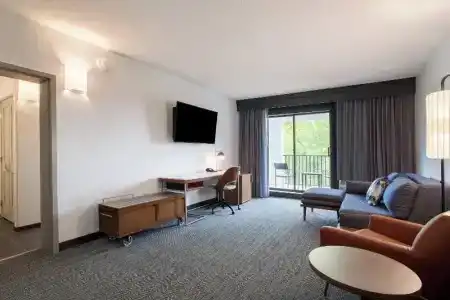 Courtyard by Marriott Orlando Altamonte Springs/Maitland - 26