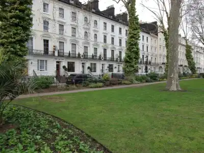 Tudor Court - 11