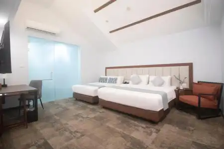 Santa Grand East Coast, a NuVe Group Collection - 32