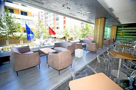 Palace Vlore - 16
