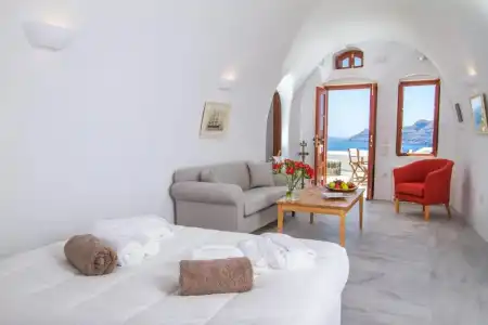 Oia Mare Villas - 57