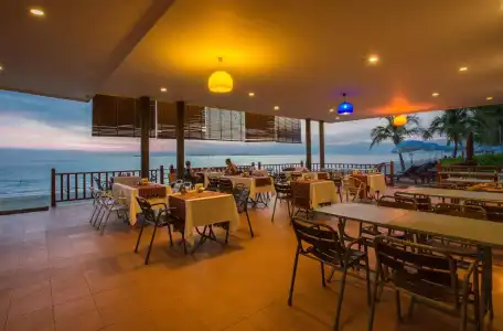 Lanta Casuarina Beach Resort - 22