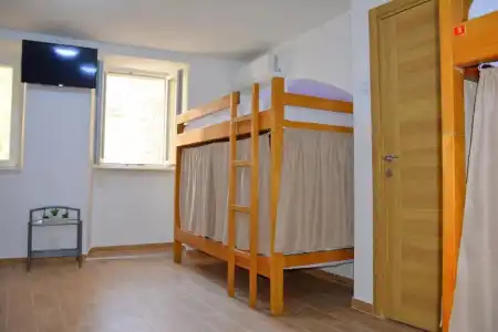 Montenegro Backpackers Home Budva - 33