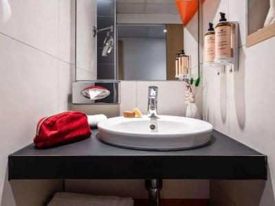 Mercure Paris Gare De Lyon TGV - 40