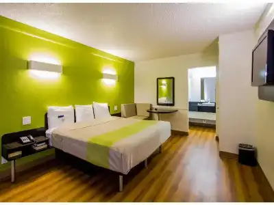 Motel 6 Woodway, TX - 35