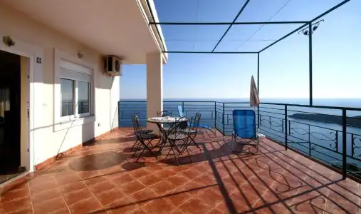Lighthouse Apartments - 64