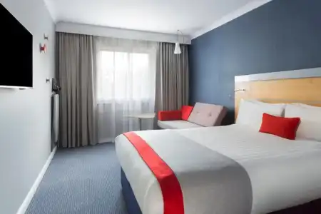 Holiday Inn Express London - Park Royal by IHG - 55
