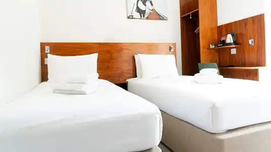 Chelsea Guest House - 30