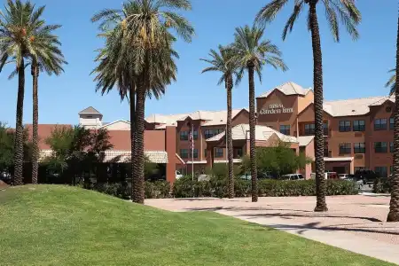 Hilton Garden Inn Phoenix Airport - 16