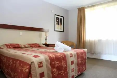 Sleepwell Motel - 29
