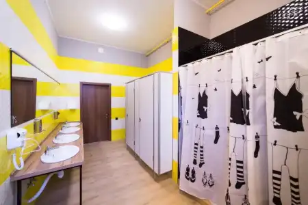 Bee Station - Hostel - 47
