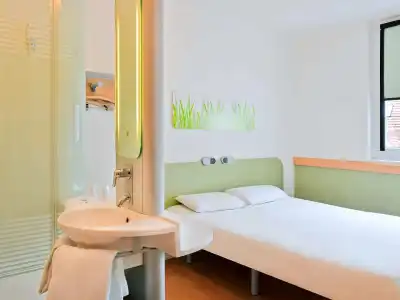 ibis budget Nimes Centre Gare - 2