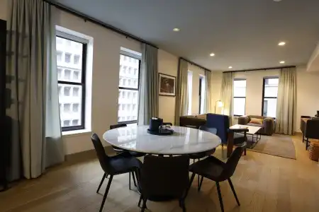 Kimpton Schofield by IHG - 10